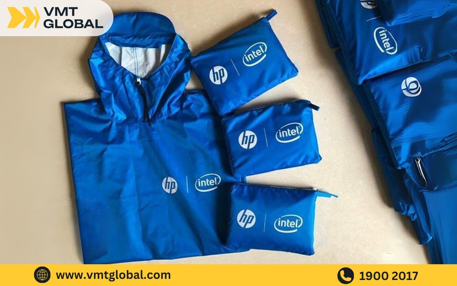 Áo mưa in logo công ty là mẫu quà tặng doanh nghiệp giá rẻ được ưa chuộng nhất Áo mưa in logo công ty làm quà tặng