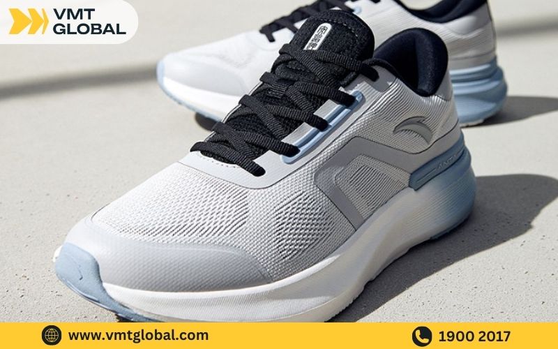 Sử dụng dịch vụ order giày sneaker qua đơn vị trung gian Nhập giày qua các đơn vị trung gian