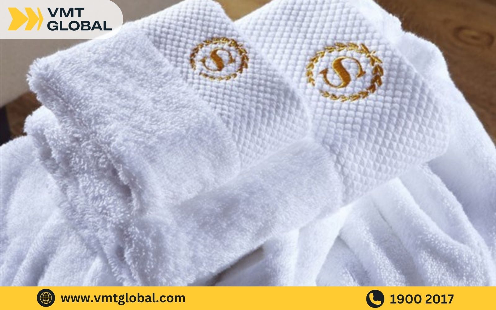 Chất liệu vải được ưu tiên khi doanh nghiệp chọn in/may số lượng lớn khăn thêu logo theo yêu cầu phân loại theo chất liệu vải