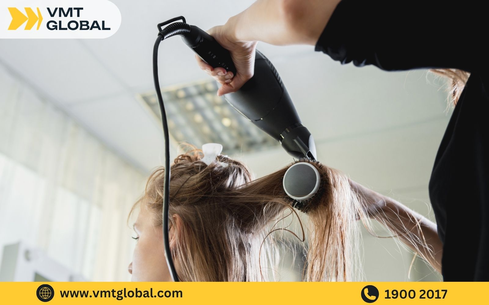 Máy sấy tóc chuyên nghiệp