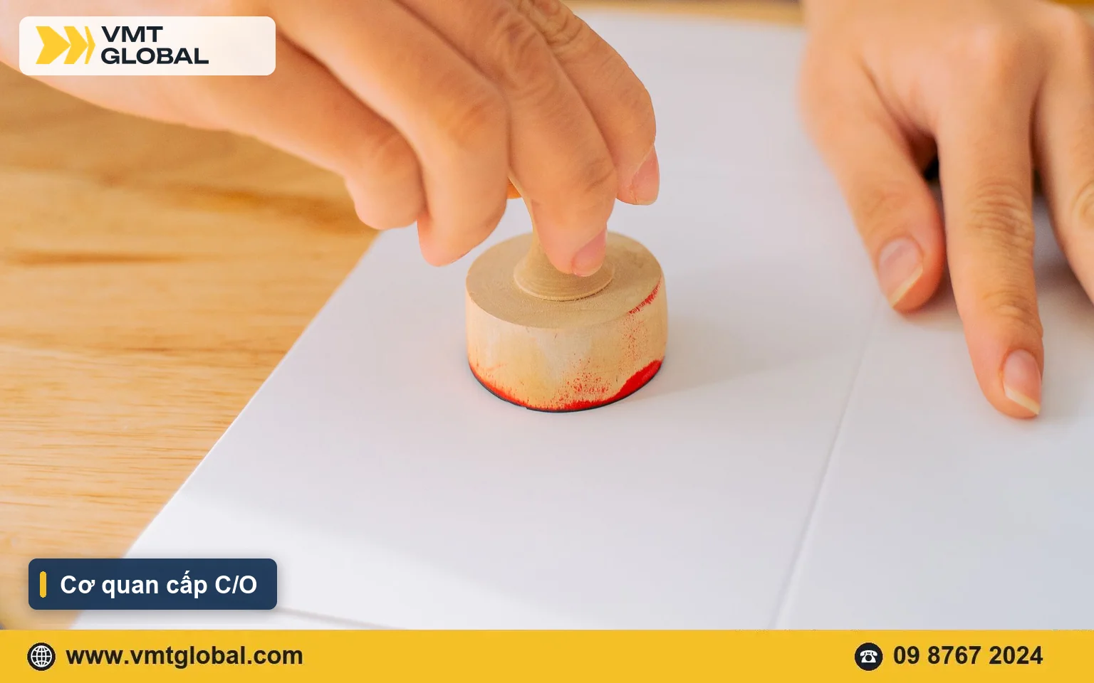 Đóng dấu lên giấy tờ, minh hoạ cấp giấy chứng nhận xuất xứ form E